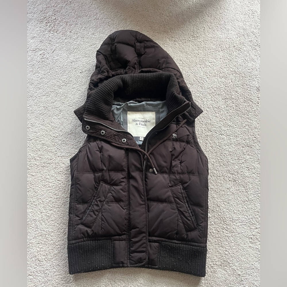 Vintage 00 Abercrombie & Fitch Quilted Vest Brown Medium in Brown with Hoodie